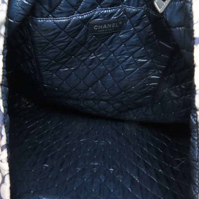 シャネル トートバッグ 猫モチーフ