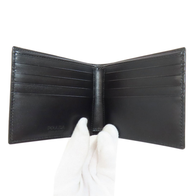 プラダ 二つ折り財布（小銭入れなし） ロゴ