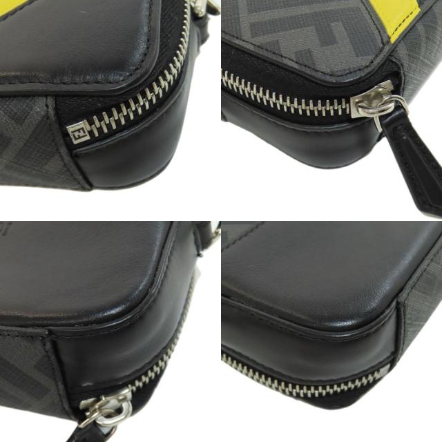 希少　FENDI コイン型　丸型　ショルダーバック　ポーチ FENDI フェンディ ミニショルダー ショルダーバッグ レザー