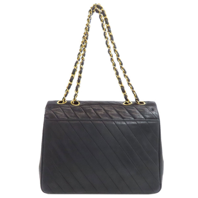 【美品】 CHANEL シャネル バッグチャーム バッグモチーフ　ゴールド金具 CHANEL シャネル チェーンショルダー バイアスステッチ ゴールド