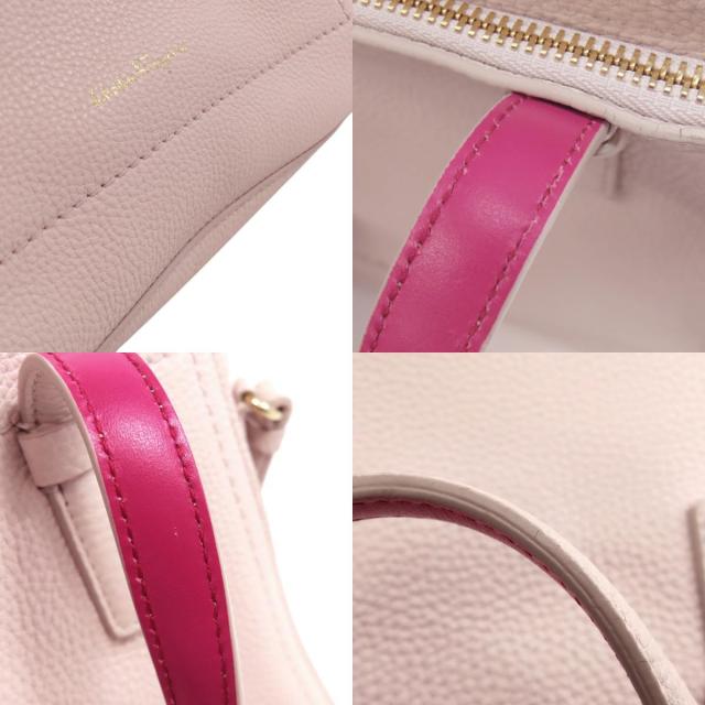 Salvatore Ferragamo サルヴァトーレフェラガモ ガンチーニ金具