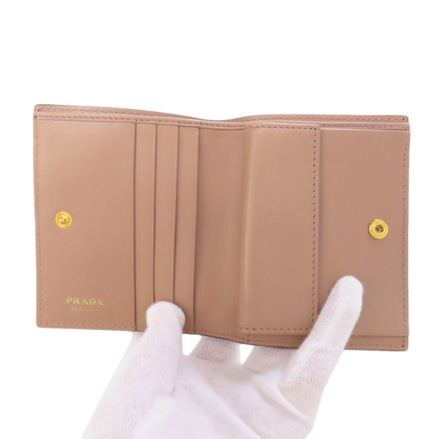 PRADA プラダ ロゴ 二つ折り財布（小銭入れあり） レザー