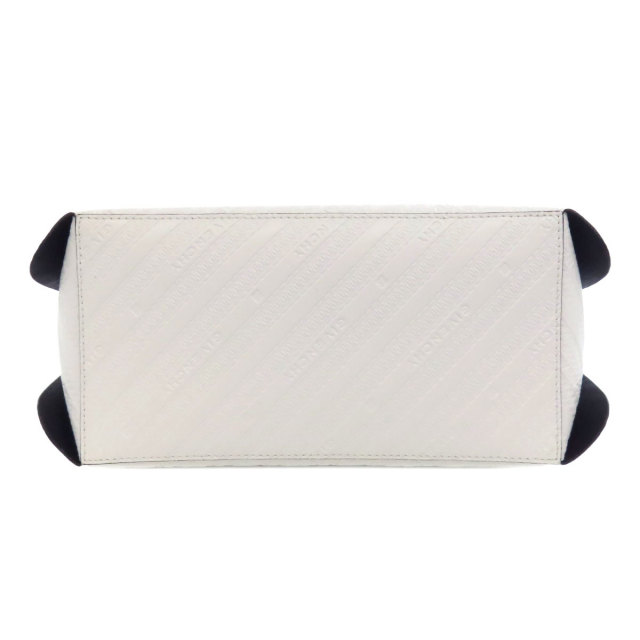 GIVENCHYレザーハンドバッグ(ペールピンク) GIVENCHYレザーハンドバッグ(ペールピンク)