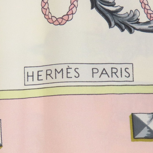 D　HERMES エルメス カレ90 図面や記号 スカーフ　シルク D HERMES エルメス カレ90 図面や記号 スカーフ シルク エルメス