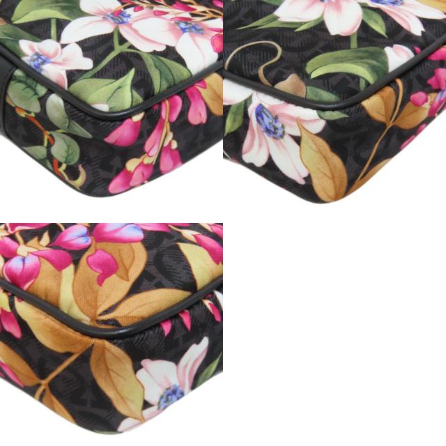 Tuscan Wildflowers フェラガモ 花 フラワー ショルダーバッグ Tuscan Wildflowers フェラガモ 花 フラワー ショルダーバッグ