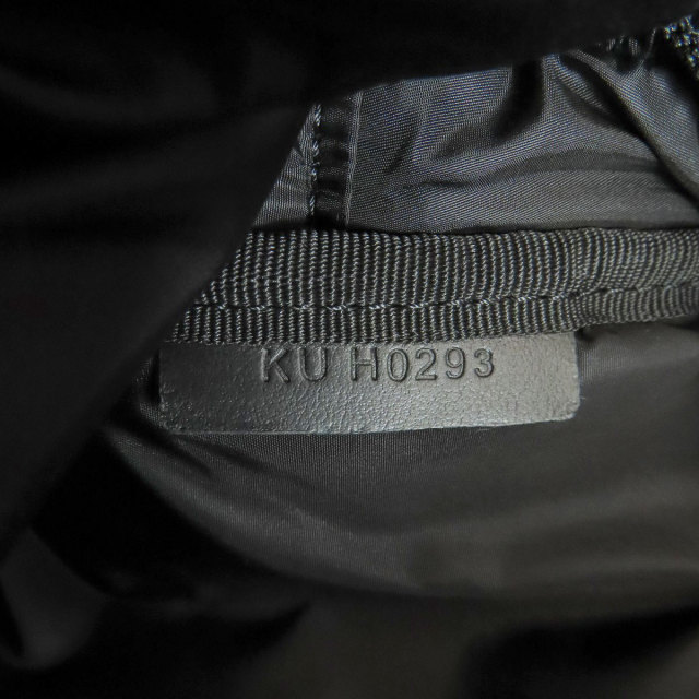 GIVENCHY ジバンシー ロゴ ボディバッグ ナイロン素材 レディース