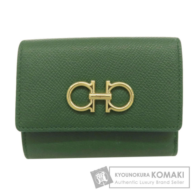 サルヴァトーレフェラガモ 二つ折り財布（小銭入れあり） ガンチーニ金具