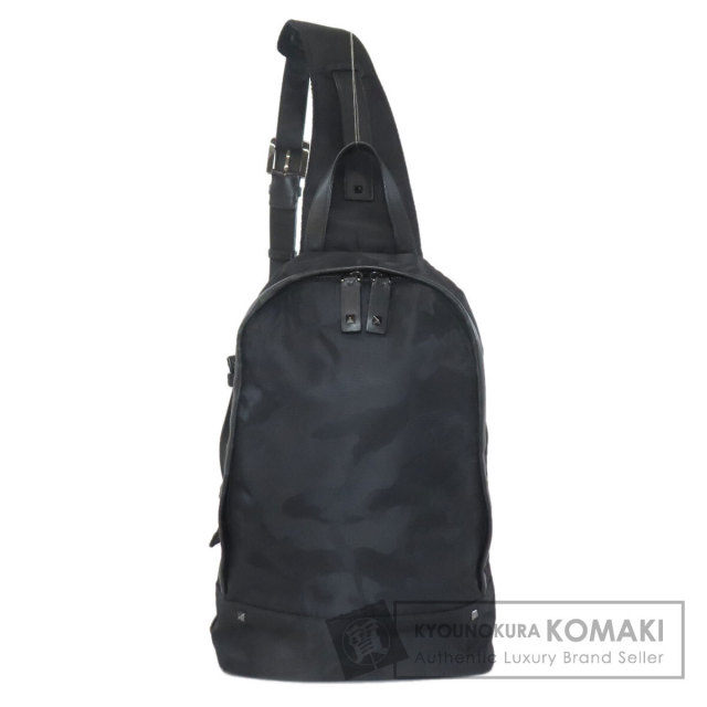 バレンティノ ボディバッグ カモフラージュ柄