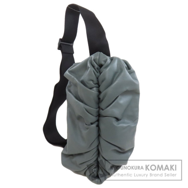 ボッテガヴェネタ ボディバッグ シンプルデザイン