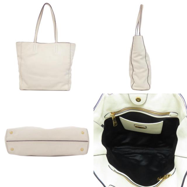 MIUMIUミュウミュウ ホワイト トートバッグA4 レザー MIUMIU ミュウミュウ ロゴ トートバッグ レザー レディース