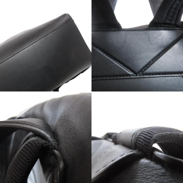 サルヴァトーレフェラガモ リュック・デイパック ロゴ