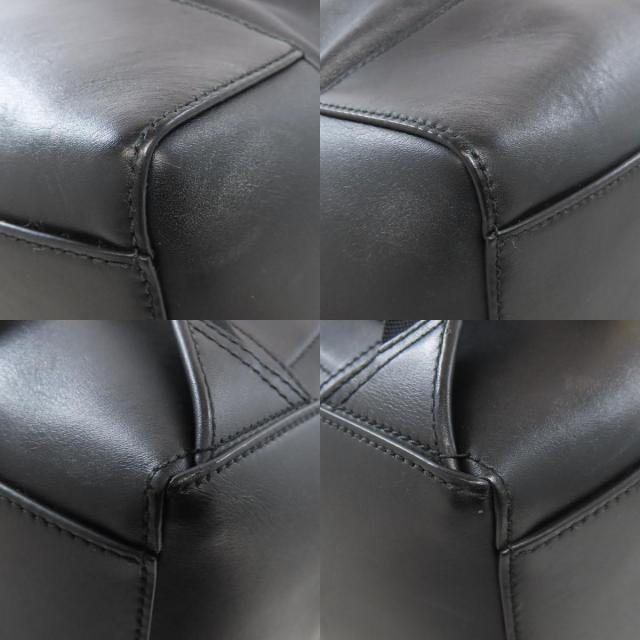 サルヴァトーレフェラガモ リュック・デイパック ロゴ