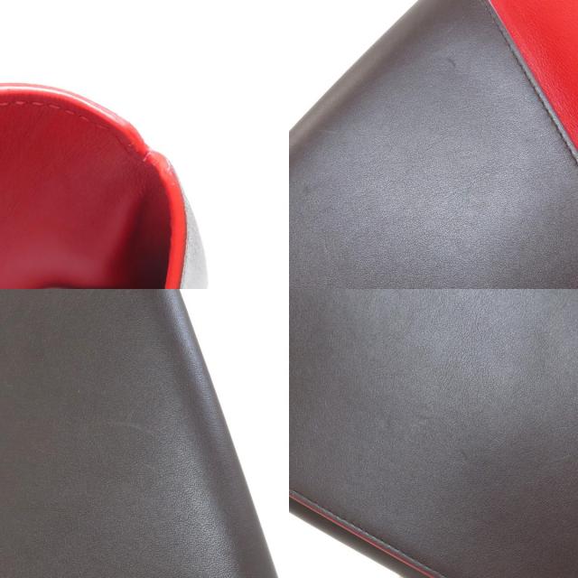 BOTTEGA VENETA ボッテガヴェネタ トライアングル クラッチバッグ