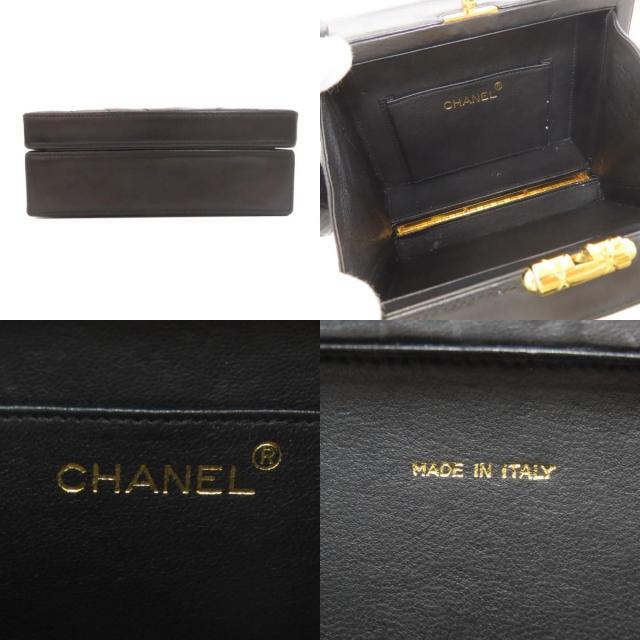 シャネル ショルダーバッグ ココマーク Vステッチ ゴールド金具