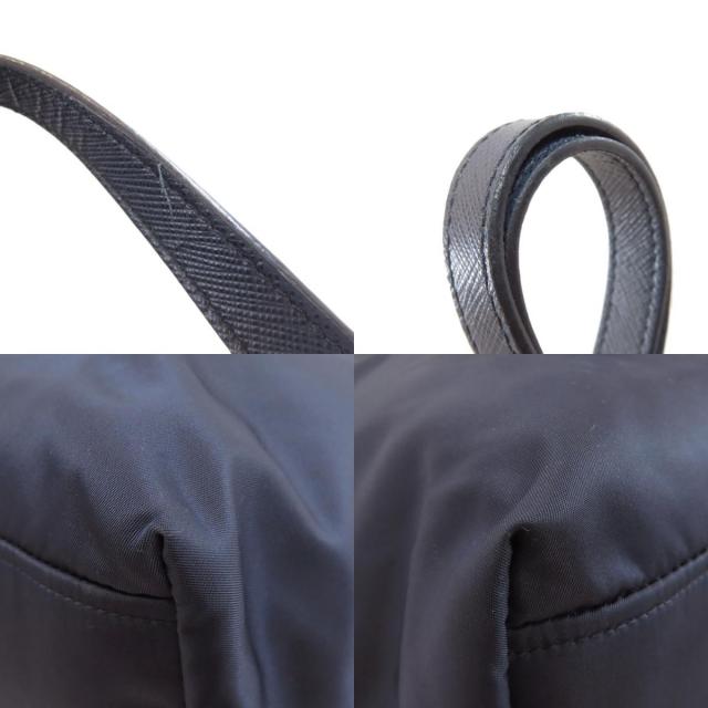 プラダ トートバッグ ロゴ金具