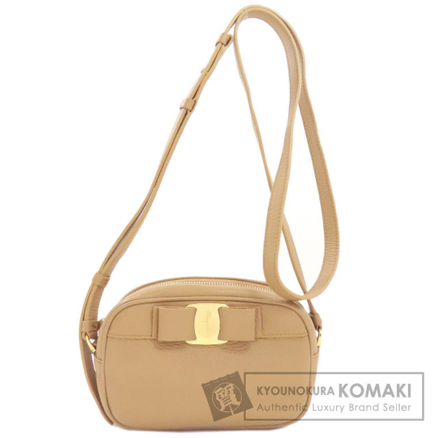 Salvatore Ferragamo サルヴァトーレフェラガモ ヴァラリボン