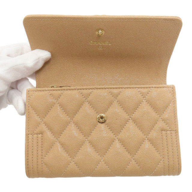 CHANEL シャネル A84385 ボーイシャネル ゴールド金具 二つ折り財布（小銭入れあり） グレインド カーフスキン レディース [中古] CHANEL シャネル A84385 ボーイシャネル ゴールド金具 二つ折り財布