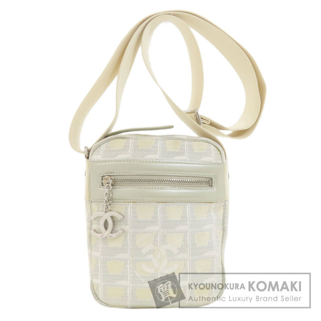シャネル ショルダーバッグ ニュートラベルライン