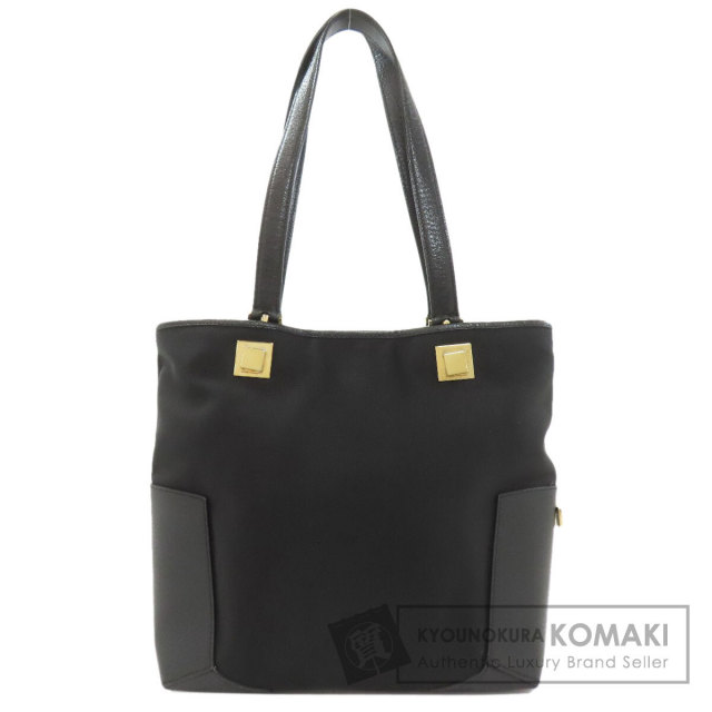 サルヴァトーレフェラガモ ハンドバッグ ロゴ