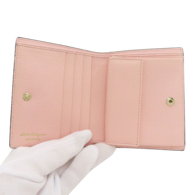 Salvatore Ferragamo サルヴァトーレフェラガモ ガンチーニ金具 二