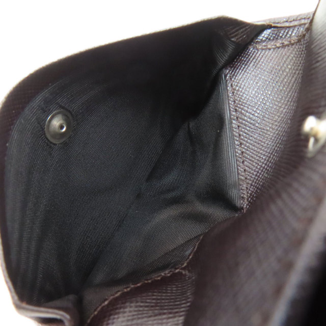 プラダ 二つ折り財布（小銭入れあり） ロゴ金具