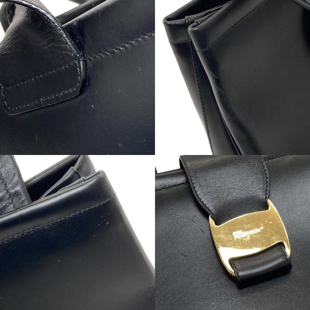 サルヴァトーレフェラガモ ハンドバッグ ヴァラ金具 2WAY