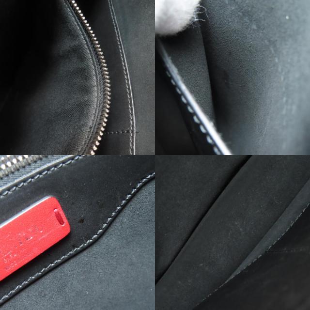 バレンティノ クラッチバッグ VLTN ロゴ