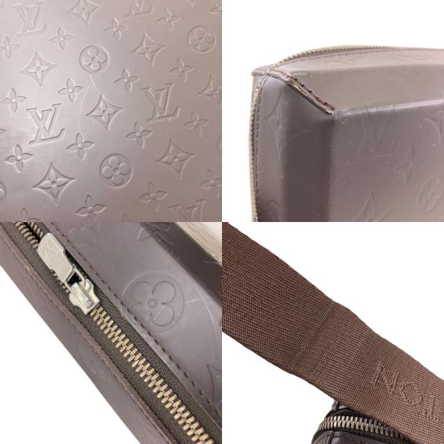 LOUIS VUITTON ルイヴィトン M46530 スティーブ ショルダーバッグ