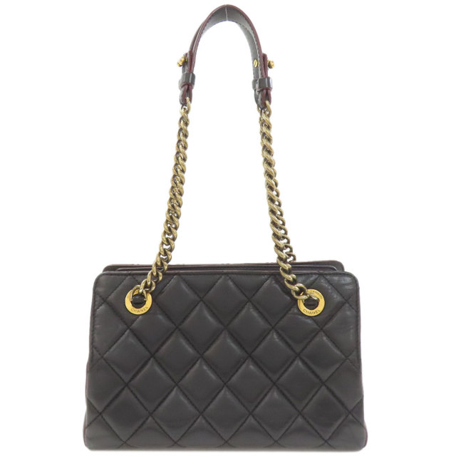CHANEL シャネル　ショルダー バッグ ゴールドチェーン CHANEL シャネル チェーンショルダー マトラッセ ゴールド金具