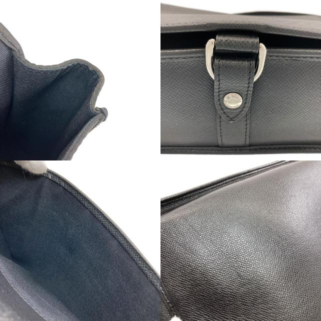 LOUIS VUITTON ルイヴィトン M32482 アンドレイ ショルダーバッグ