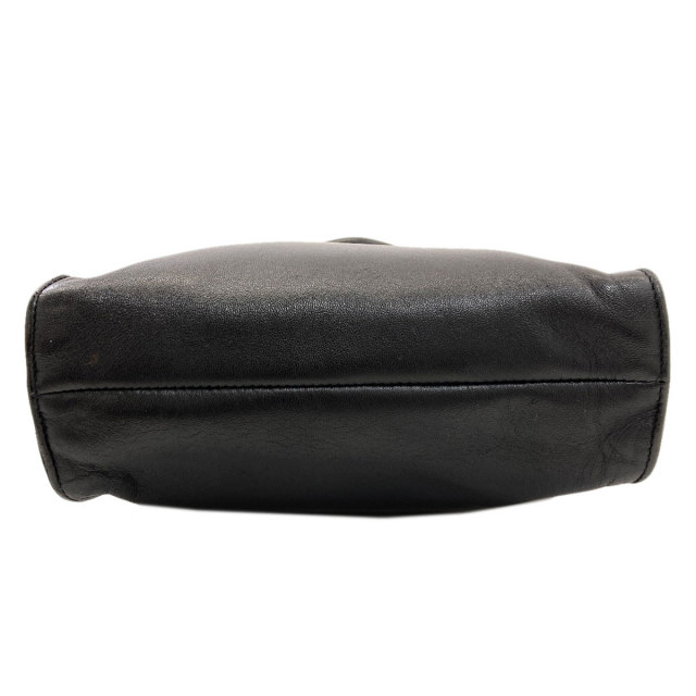 プラダ ハンドバッグ ロゴ金具