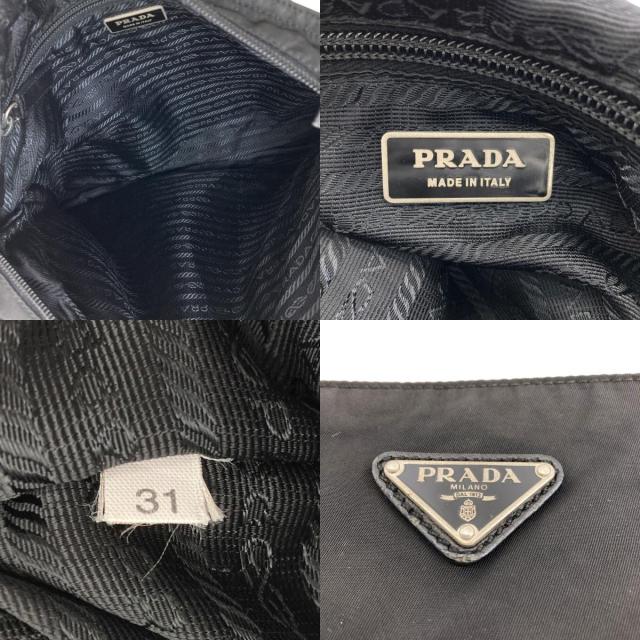 プラダ ショルダーバッグ ロゴ金具
