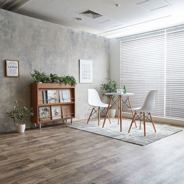 Eames（イームズ） 円形ダイニングテーブル