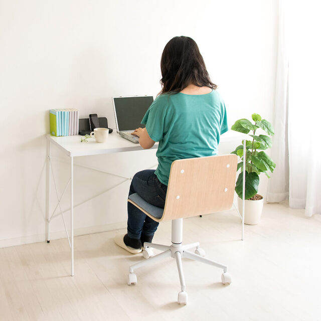 Bent（ベント） 曲げ木ワークチェアー