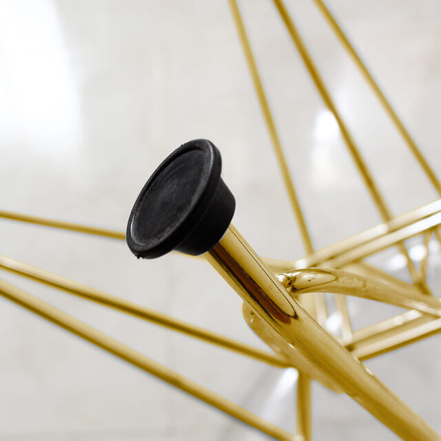 訳アリ　スケルトン イームズチェア リプロダクト 　クリアブラック×２ Eames（イームズ） スケルトンシェルチェアー
