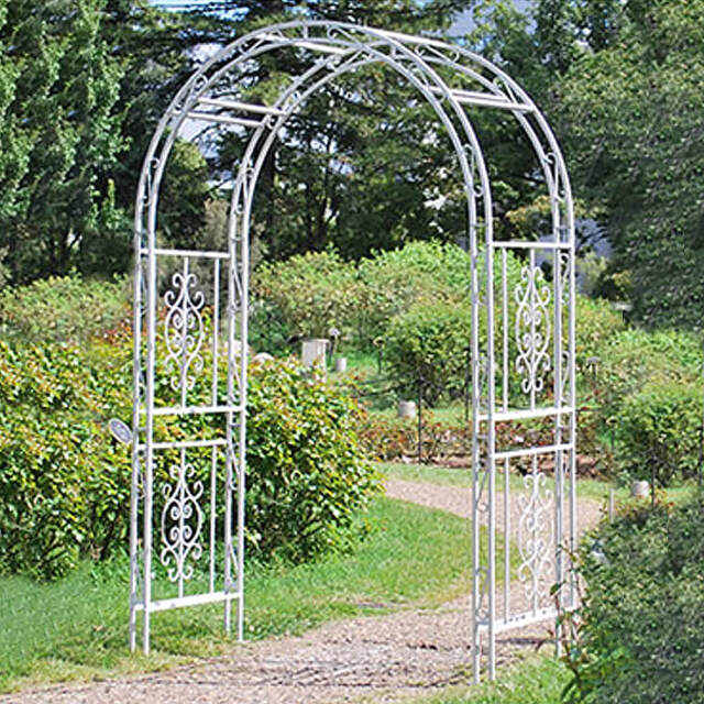 Montebello(モンテベッロ) 　アイアンアーチ