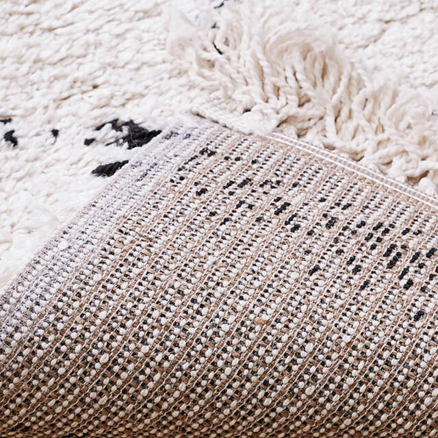 Wari（ワーリ） ウィルトン織ベニワレン風ラグマット  135cm×190cm