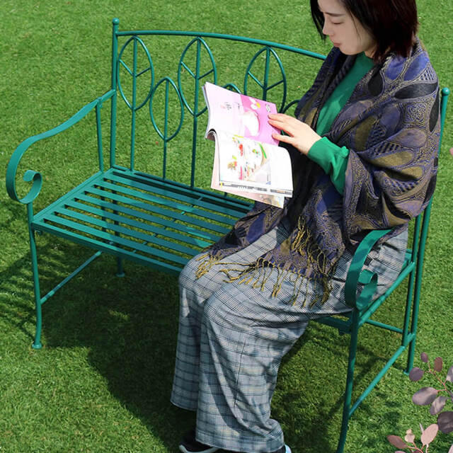 ガーデンベンチ