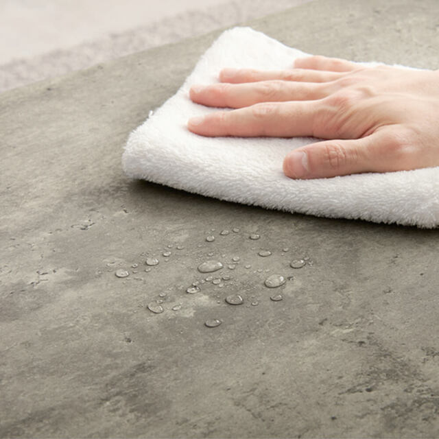 Isora (イゾラ) テーブル