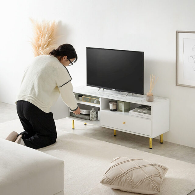 テレビボード