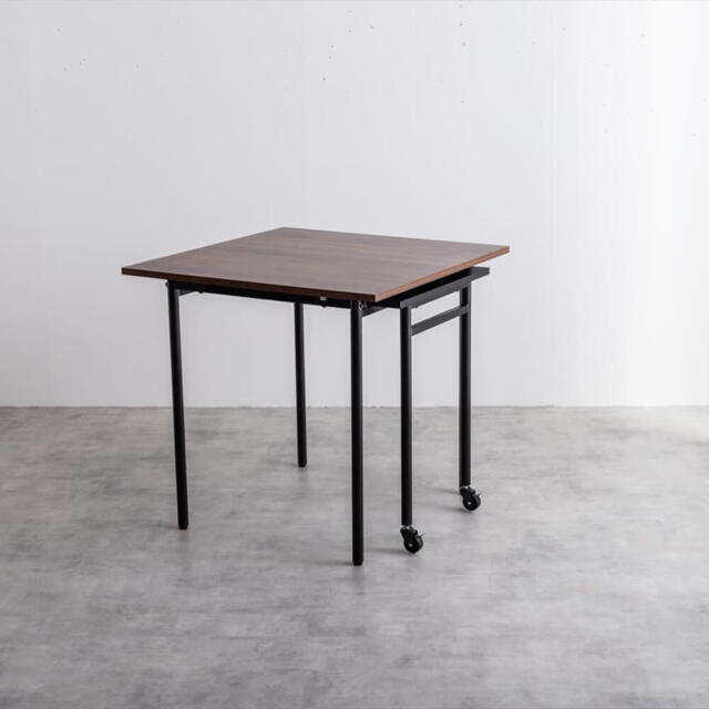 Chacha（チャチャ） 伸縮スライド式ダイニングテーブル正方形