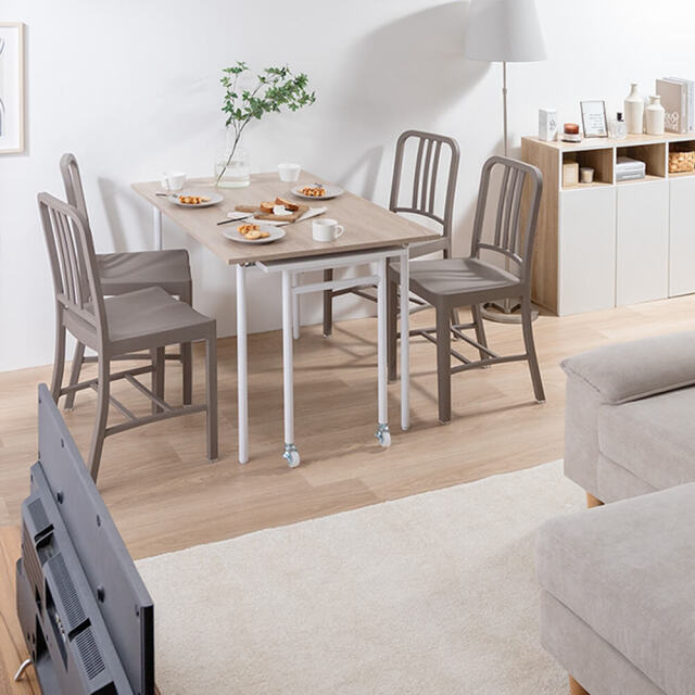 ダイニングテーブル