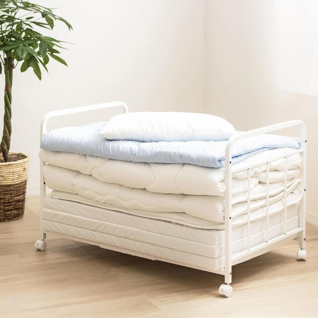 布団収納ラック