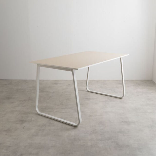 ダイニングテーブル