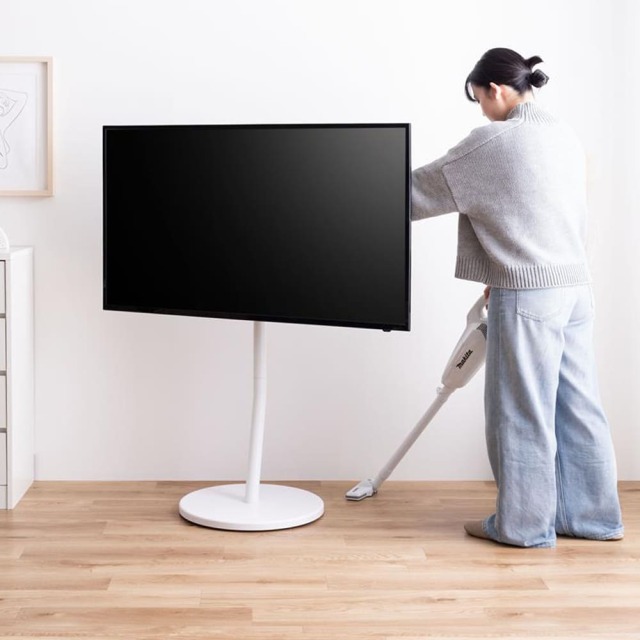 キャスター付きテレビスタンド