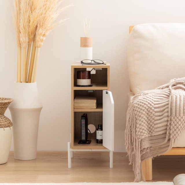 サイドテーブル