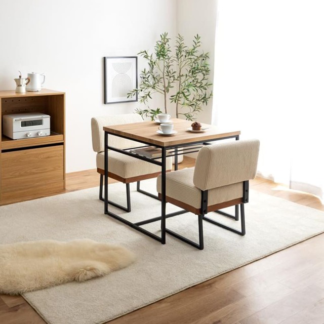 ダイニングテーブル