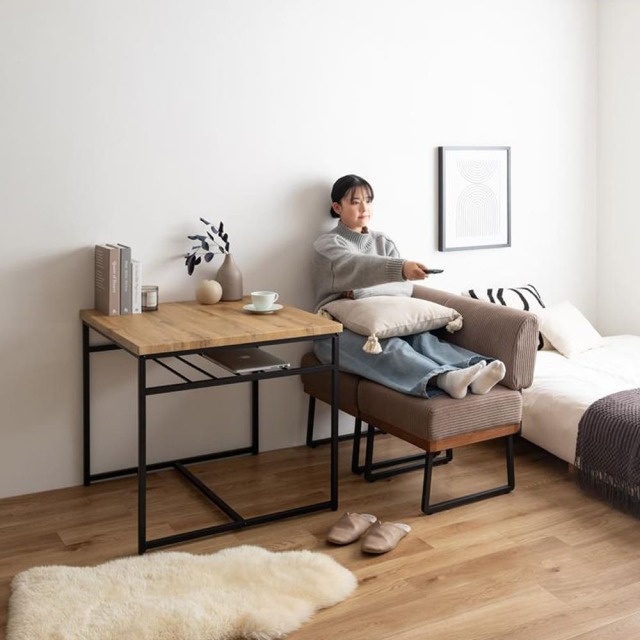 ダイニングテーブル