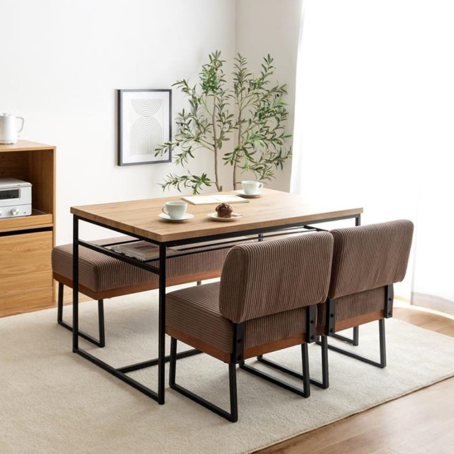 ダイニングテーブル