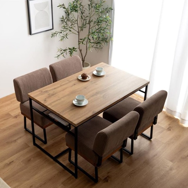 ダイニングテーブル